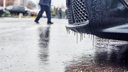 Atenționare meteo ANM Cod Galben Pericol de polei ceață burniță și ghețuș
