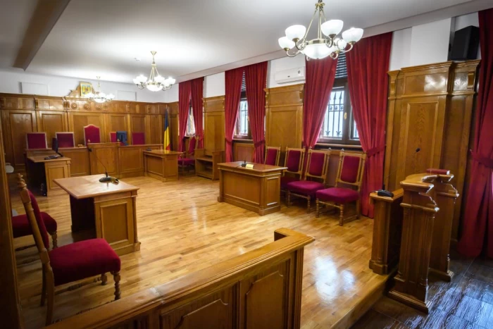 Proteste în Justiție! Grefierii de la ÎCCJ ies în stradă pentru a cere plata integrală a salariilor