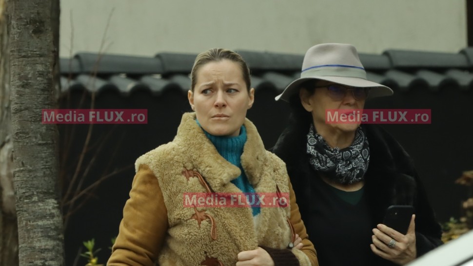 Laura Cosoi este în doliu A murit Ligia Delia Cosoi mama sa profesoară de dans