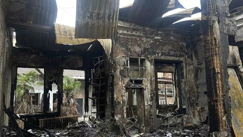 Opere de artă mistuite de un incendiu uriaș. Peste 4.000 de tablouri au fost distruse iremediabil