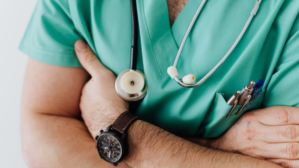 Sancțiuni drastice pentru medici. Guvernul amenință cu pierderea dreptului de liberă practică