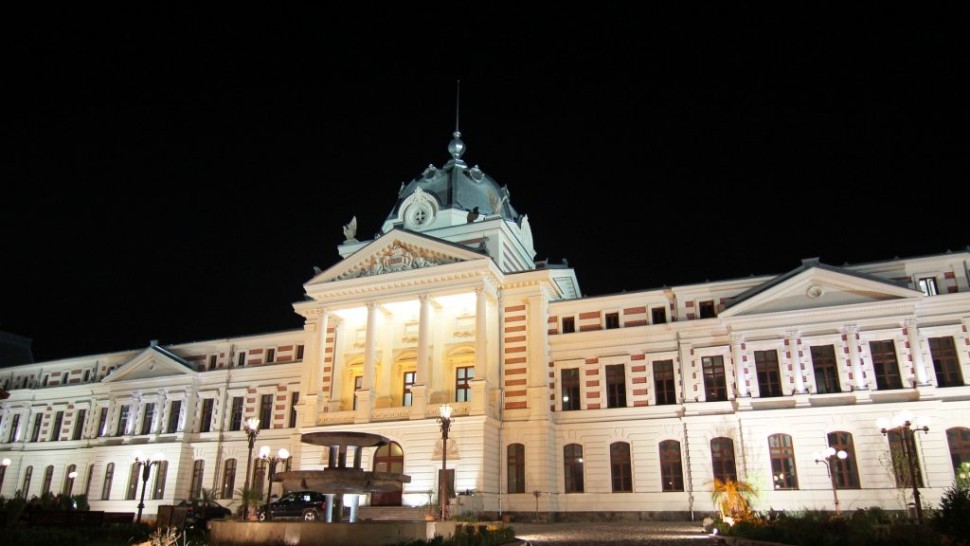 Istoria primului spital din București. A fost organizat după modelul unui renumit spital din Veneția și mult timp au profesat aici doar medici străini