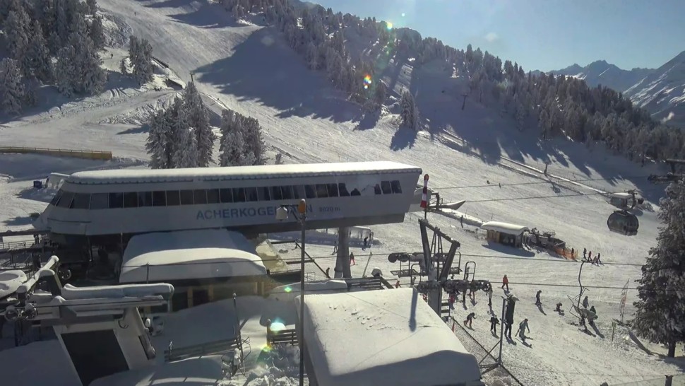 Accident grav într-o cunoscută stațiune de schi din Austria s-a prăbușit o telecabină cu oameni