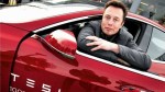 Gigantul Tesla dă afară 10 din angajați dar vrea să reînvie un acord de plată în valoare de 56 de miliarde de dolari pentru Elon Musk