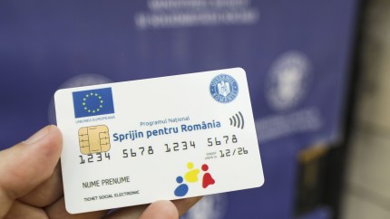Scade valoarea tichetelor sociale pentru mâncare Pe cardul de alimente nu vor mai fi 250 de lei