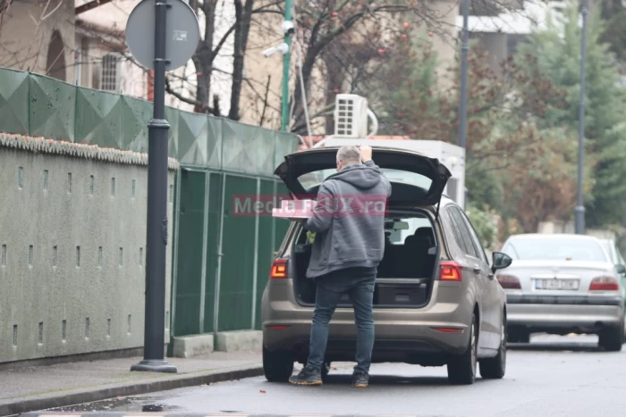 Petrecerea lui Ion Iliescu de Sfântul Ion. Ce cadouri a primit ”Nea Nelu” și ce invitați a avut la 94 de ani