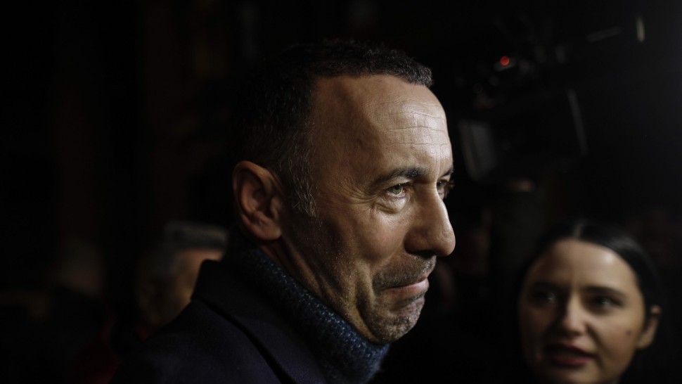 Iulian Dumitrescu a fost pus sub control judiciar. Șeful CJ Prahova e acuzat de luare de mită și are sechestru pe conturi  GALERIE FOTO