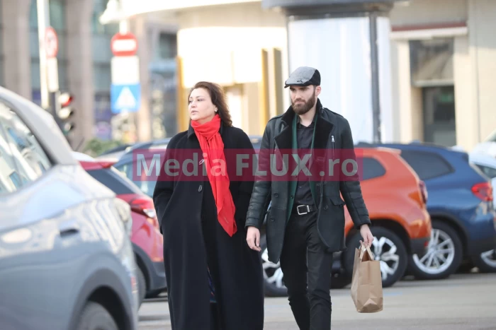 Soția lui Adrian Cioroianu, săruturi pasionale cu un foarte tânăr tenor. Cine este iubitul Danielei Nane