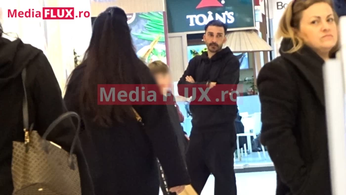 Elias Charalambous, noul antrenor al FCSB, cu familia în mall. Pufăie și pufăie lângă cel mic