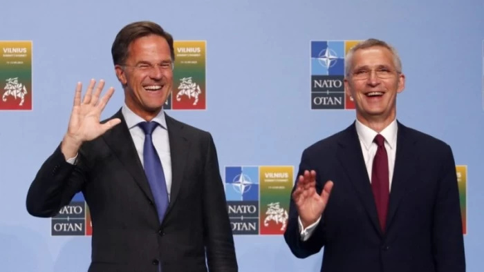 Mark Rutte și Jens Stoltenberg