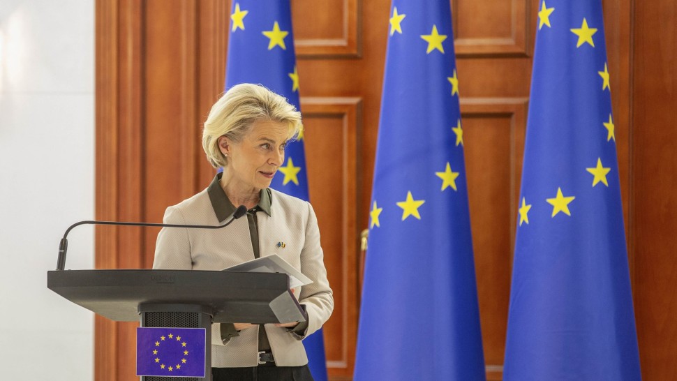 Ursula von der Leyen și-a anunțat oficial candidatura la Comisia Europeană Iau astăzi o decizie conștientă și cugetată