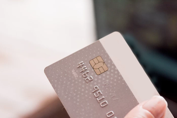 card bancar, card la bancă, bancomat, carduri,