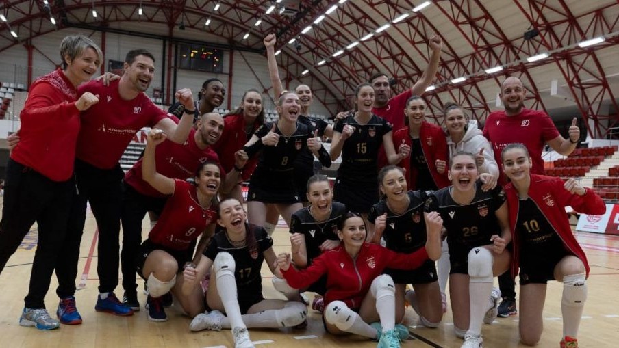 Patru echipe se vor lupta pentru un loc finala Cupei României la volei feminin. Derby spectaculos la turneul Final Four