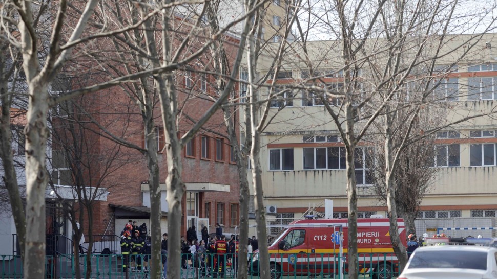 Pericol de explozie la un liceu din Alba. Peste 130 de elevi au fost evacuați