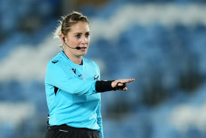 Alina Peșu a arbitrat-o pe Barcelona în Liga Campionilor la fotbal feminin