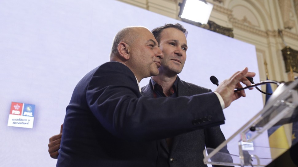 MediaFLUX a avut dreptate Robert Negoiță dispus să candideze la Primăria Capitalei în locul lui Cîrstoiu Au fost discuții inclusiv în alianță