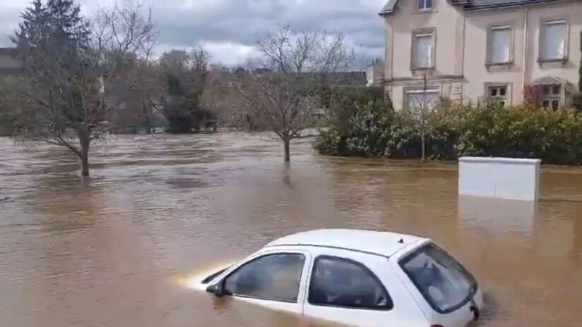 Inundații puternice în Franța. Sute de persoane au fost evacuate