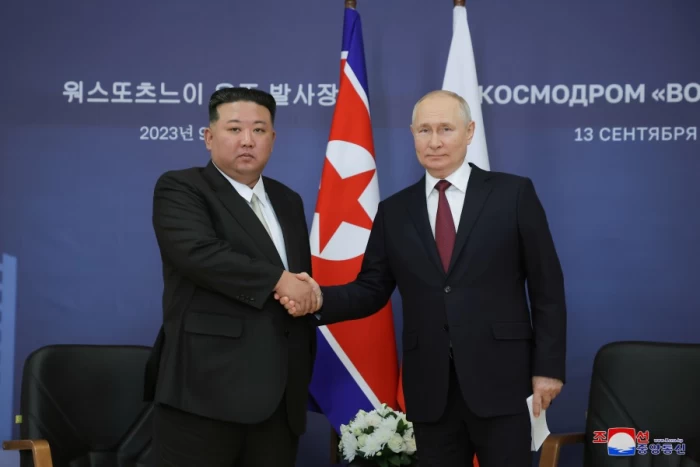 Kim Jong Un și Vladimir Putin