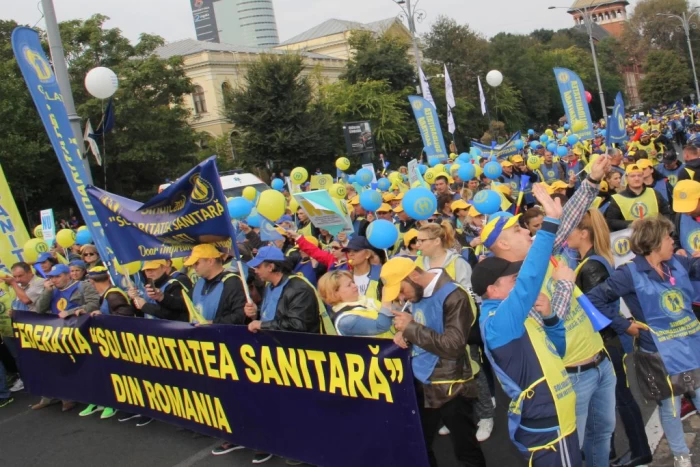 Peste 5.000 de sindicaliști din Sănătate protestează în Capitală