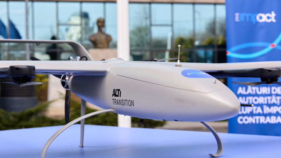 Philip Morris International donează Poliției de Frontieră două drone în valoare de aproape 700000 USD. Peste 500 de km de frontieră română vor fi supravegheaţi cu drone tip UAS