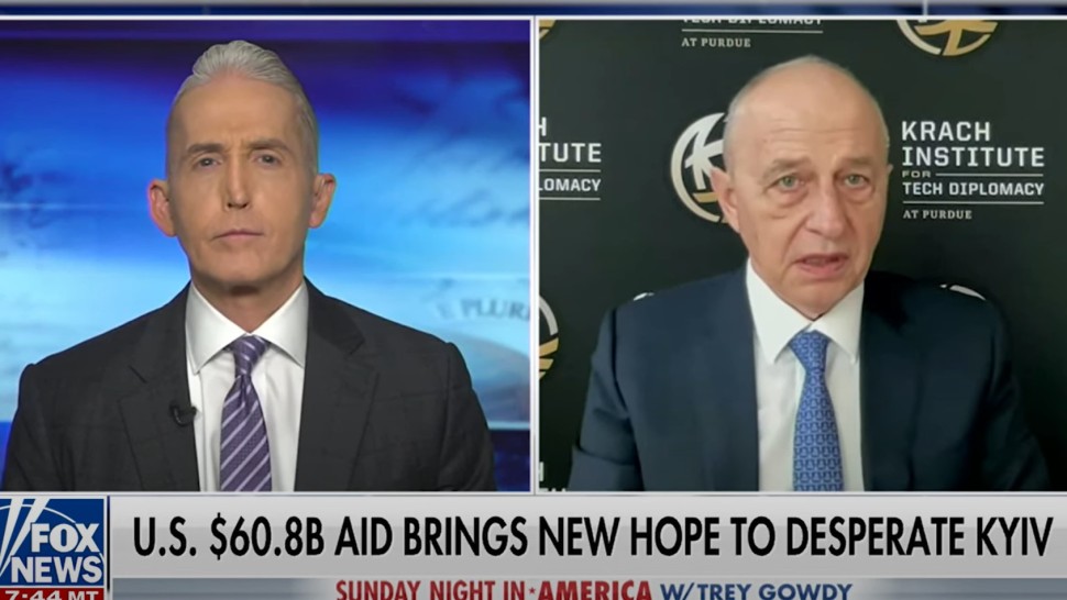 Mircea Geoană interviu la postul de televiziune Fox News privind războiul de la granițele României Toate națiunile din NATO sprijină Ucraina