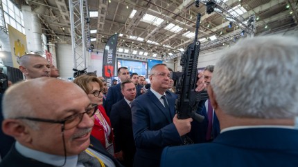 Ciucă declarații la cea mai mare expoziție de apărare România nu poate fi intimidată de nimeni