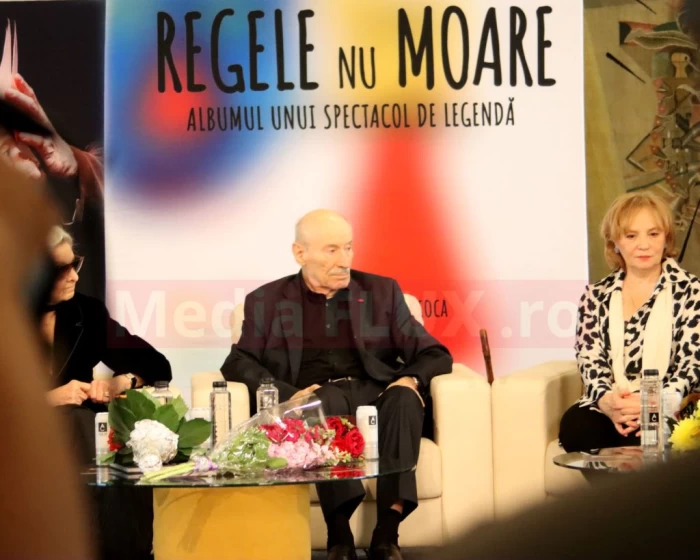 “Regele nu moare” - albumul foto care spune povestea din culisele spectacolului legendă cu Victor Rebengiuc și Mariana Mihuț - a fost lansat în prezența marilor actori | VIDEO