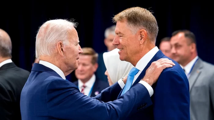 Klaus Iohannis va sta față în față cu Joe Biden