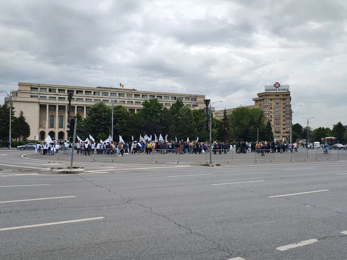 Rezerviștii ies în stradă