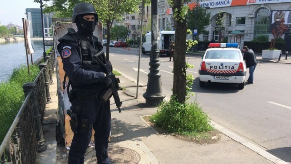 Atac la Ambasada Israelului. SRI intervine de urgență după ce un bărbat a aruncat un cocktail Molotov | UPDATE