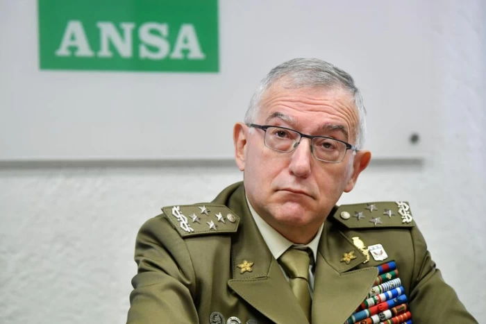 Doliu în lumea militară! Un cunoscut general de armată s-a sinucis. A lăsat și un bilet de adio