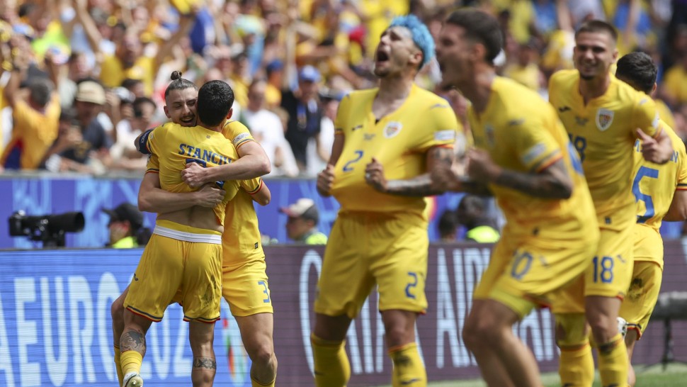 Echipa Națională de Fotbal încurajează elevii care dau Evaluarea Națională | VIDEO