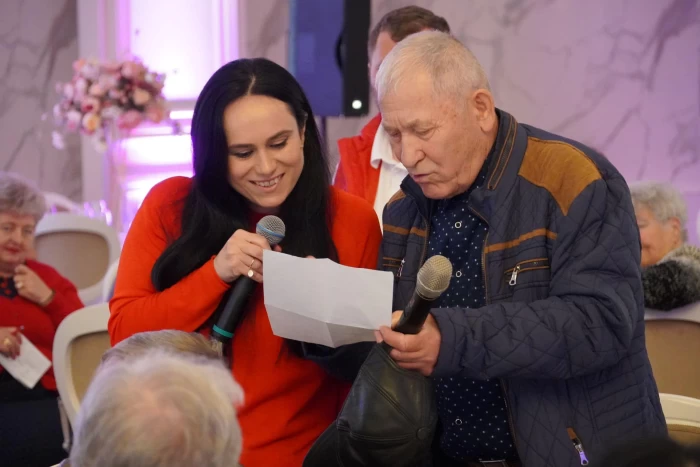 Simona Bucura Oprescu