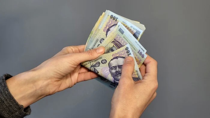 Se dau 1.200 de lei gratuit de la stat pentru două milioane de români Vești bune la nivel național. Banii intră direct pe card