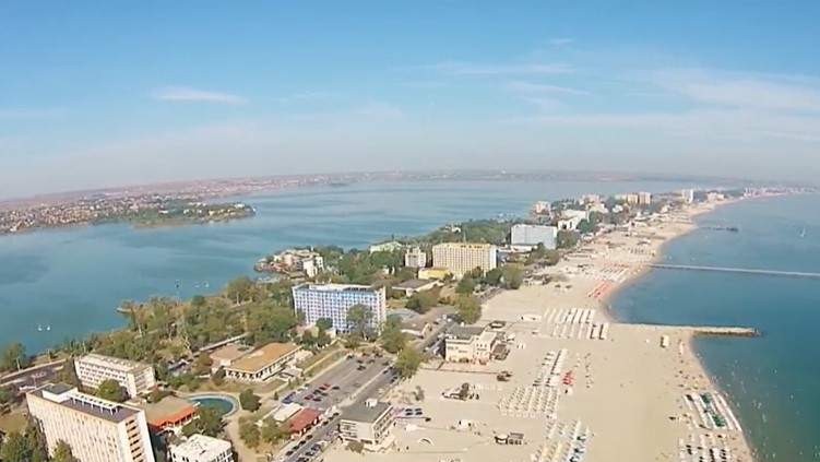 Cum atrăgea România sute de mii de turiști străini în comunism. Boierie pe bani puțini