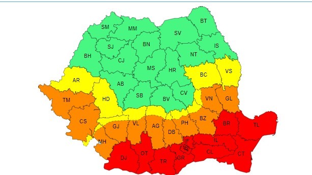 Fenomene meteo extreme. Cod roșu de caniculă și cod galben de furtuni