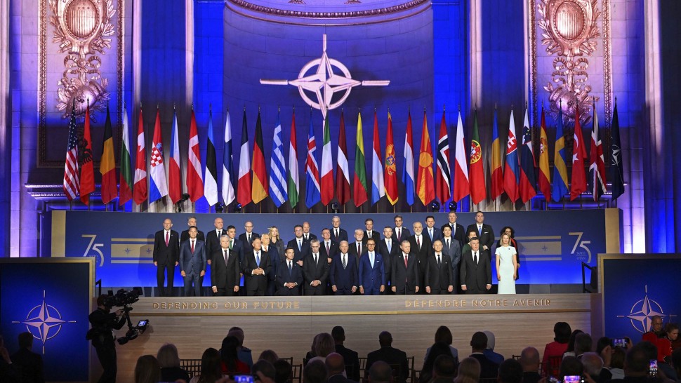 Țările europene și NATO reuniune la Paris pentru discuții privind securitatea în Ucraina. Între timp Kievul vorbește cu SUA în Arabia Saudită