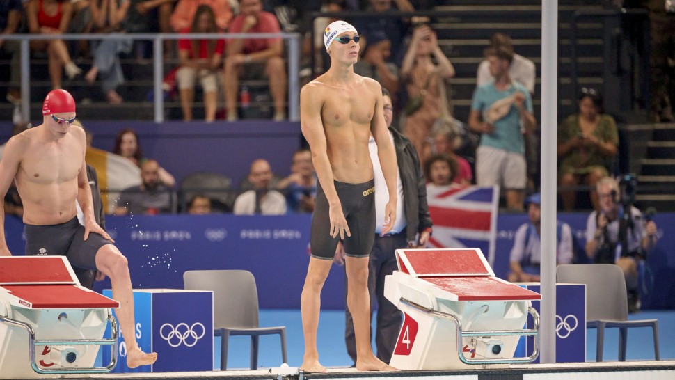 David Popovici a intrat în galeria celor mai mari sportivi mondiali. Povestea copilului minune din natația românească FOTO