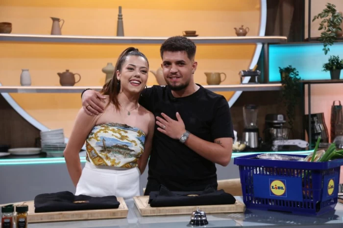 Babasha știe și să gătească, nu doar să cânte. Artistul de 22 de ani a venit cu sora sa la emisiunea Chefi la cuțite