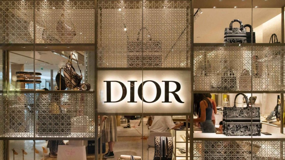 Acuzații de exploatare a muncitorilor de către Christian Dior în Italia. Un tribunal italian a plasat marca sub administrare judiciară timp de un an