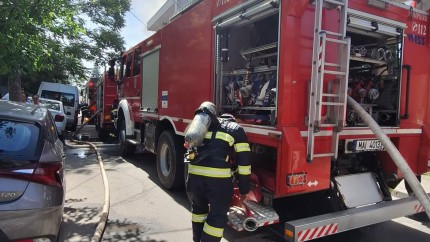 Două incendii în Valea Jiului la Lupeni și Vulcan. O persoană a decedat