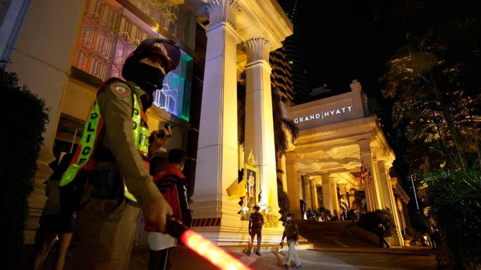 Șase străini omorâți într-un hotel de lux din Bangkok. Poliția spune că este vorba de cianură