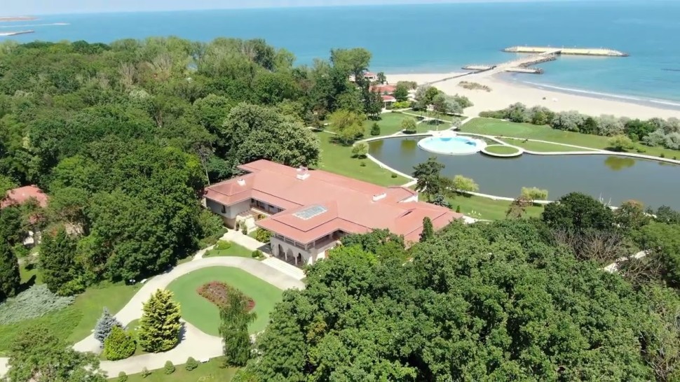 Cum arăta vila Nufărul din Neptun unde Nicolae și Elena Ceaușescu își petreceau verile