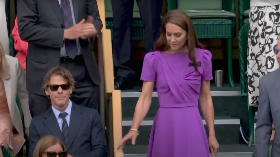 Kate Middleton prima apariție în public după ce a fost diagnosticată cu cancer. Ovații în picioare ale publicului de la Wimbledon pentru prințesă VIDEO
