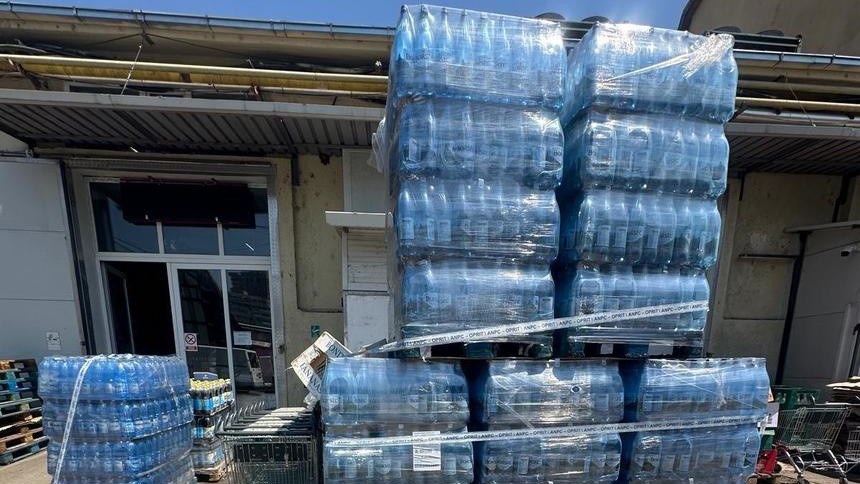 Controale ANPC în industria apei minerale naturale și de izvor S-au dat amenzi de două miliarde pentru mai multe nereguli
