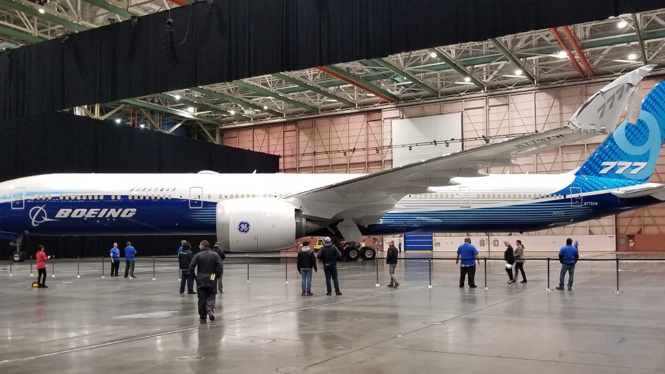 Va fi lansat  Boeing 777-9 cel mai lung și mai lat avion de pasageri construit vreodată. Ce ce inovații vine