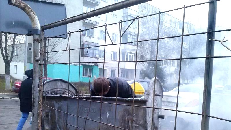 Orașul din România unde locuitorii sunt amendaţi drastic dacă dau bani cerşetorilor
