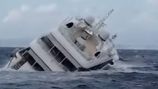 Misterul iahtului scufundat în Sicilia. A dispărut sub valuri în doar câteva minute