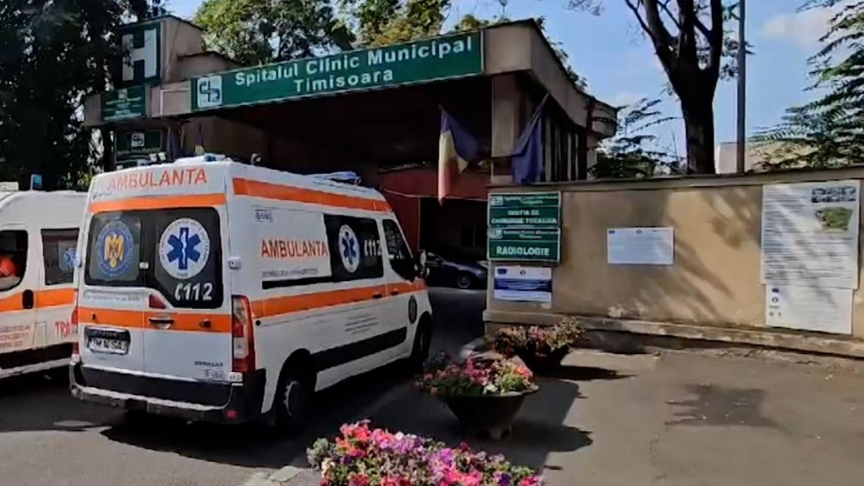 Traseul mitei la Spitalul din Timișoara. Bolnavilor de cancer li se cereau inclusiv borcane de miere și bulion | FOTO