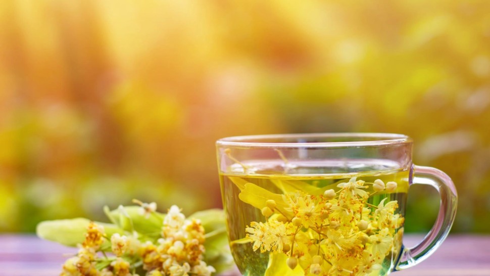 Beneficiile ceaiului de tei. Are efect de relaxare și calmare